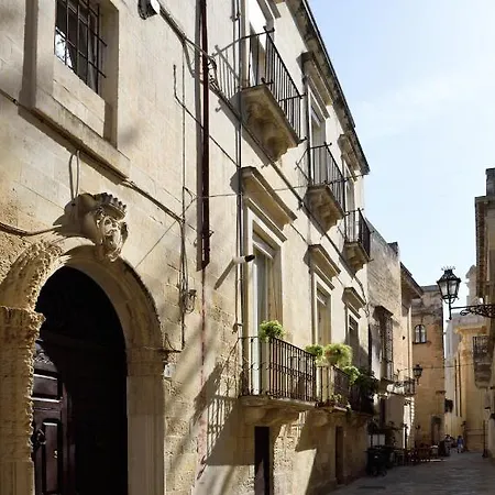 Ferienwohnung Palazzo Rudiae - Santa Teresa Lecce Exterior foto